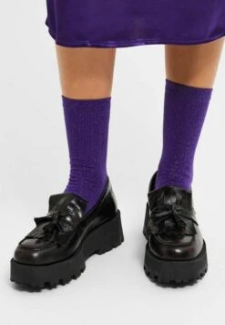 Selected Femme HALBSCHUHE KILTIE - Slipper - Black 13 Selected Femme HALBSCHUHE KILTIE - Slipper - Black -Bequeme Schuhe ec6870f0faac4e3eb1bb71ae104d2888 1