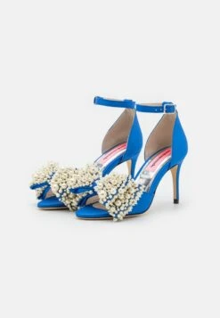 Custommade MARITA PEARL - Riemensandalette - Royal Blue 10 Custommade MARITA PEARL - Riemensandalette - Royal Blue -Bequeme Schuhe f8bf175b88604bb0a8e09c592abe4696